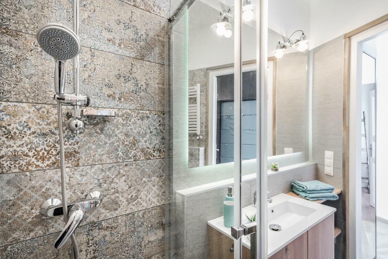 Bpr Thrill Design Home With A/C Budapest Esterno foto